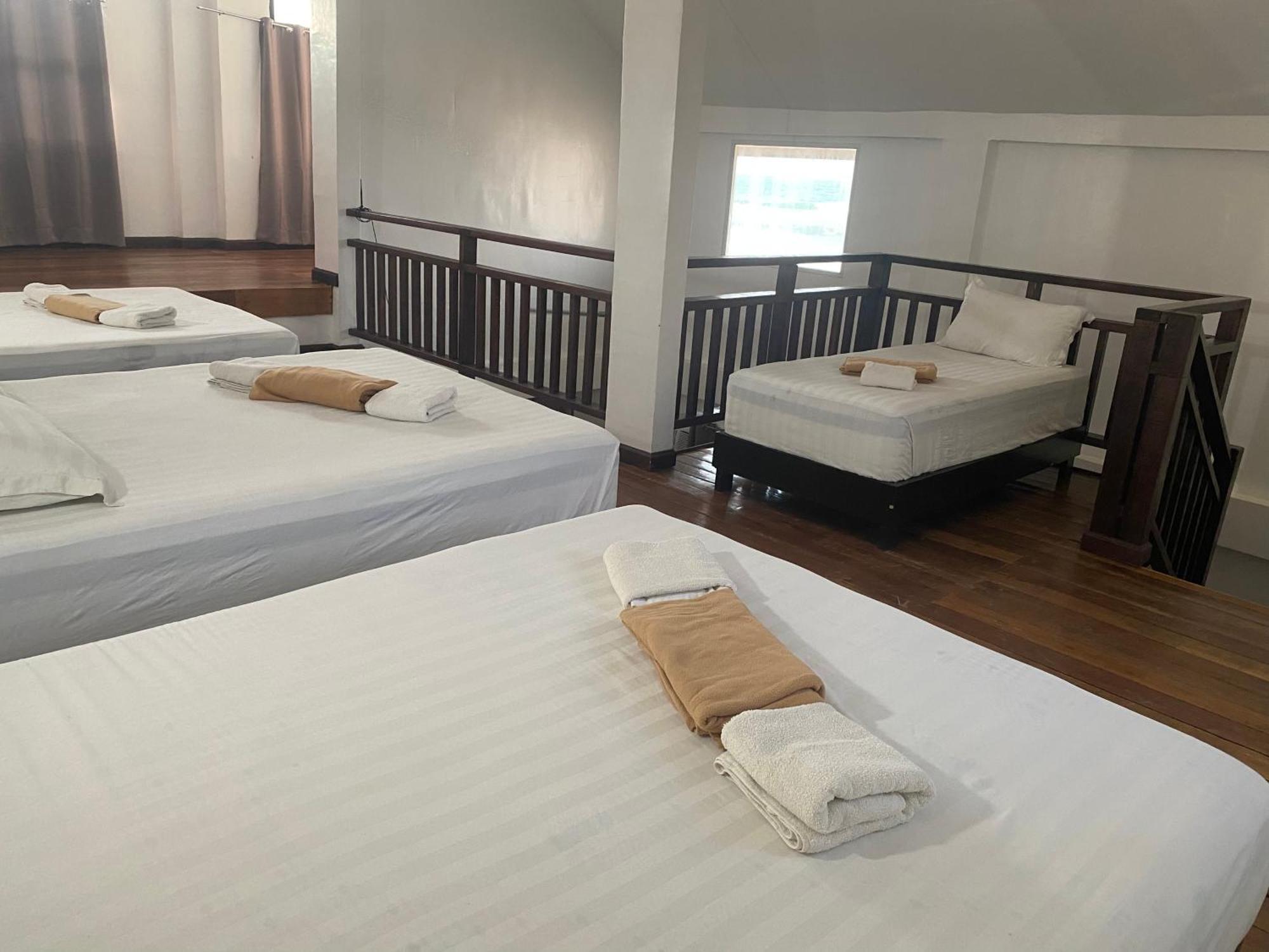El Puerto Marina Beach Resort & Vacation Club Lingayen Extérieur photo