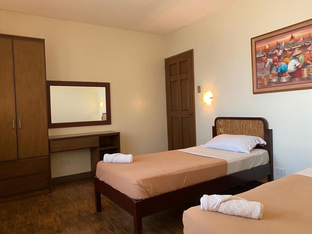 El Puerto Marina Beach Resort & Vacation Club Lingayen Extérieur photo